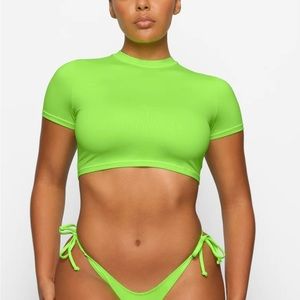 SKIMS Recycled Swim  T-Shirt  Neon Green Women's Sz XS Beach